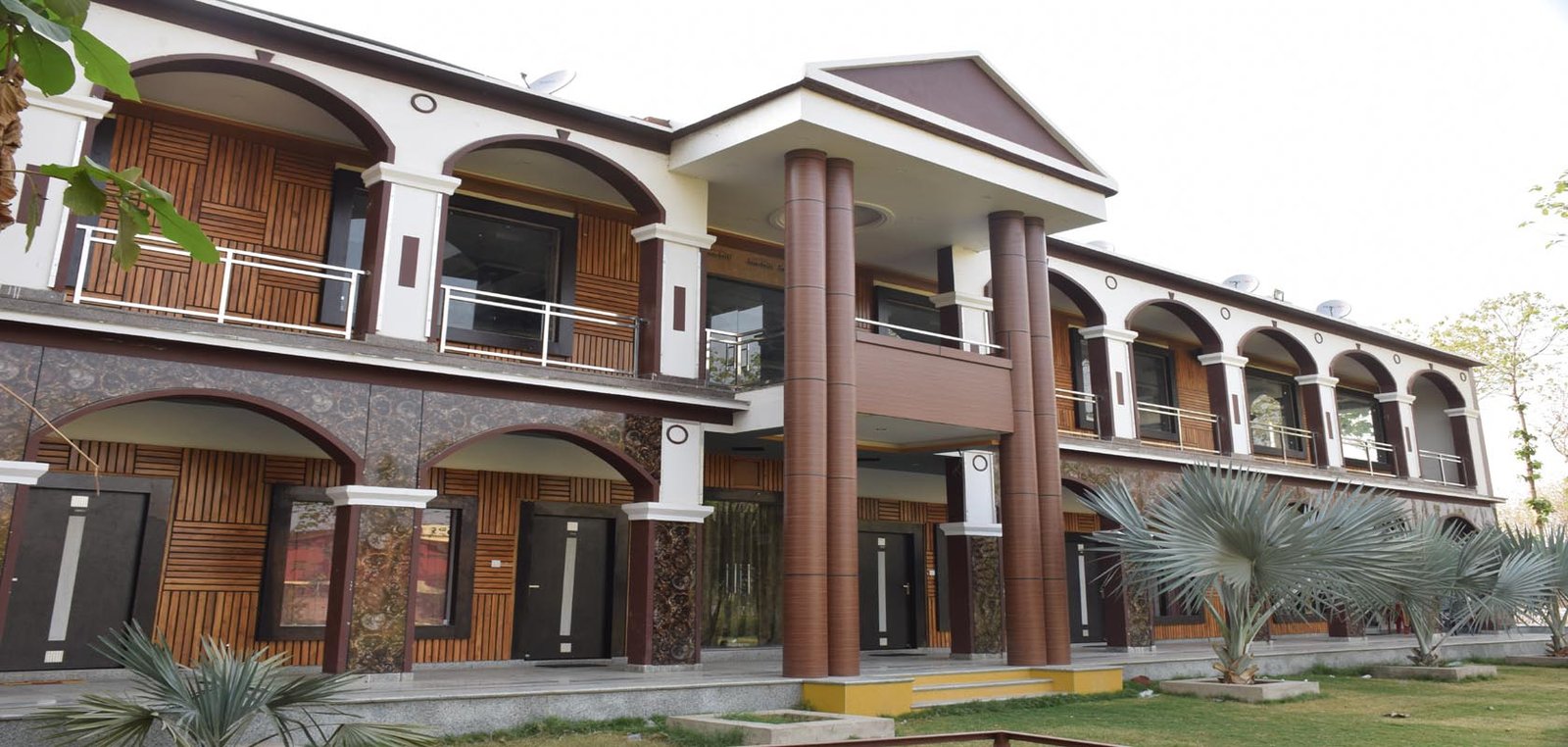 Hotel Anand Resort in Chitrakoot