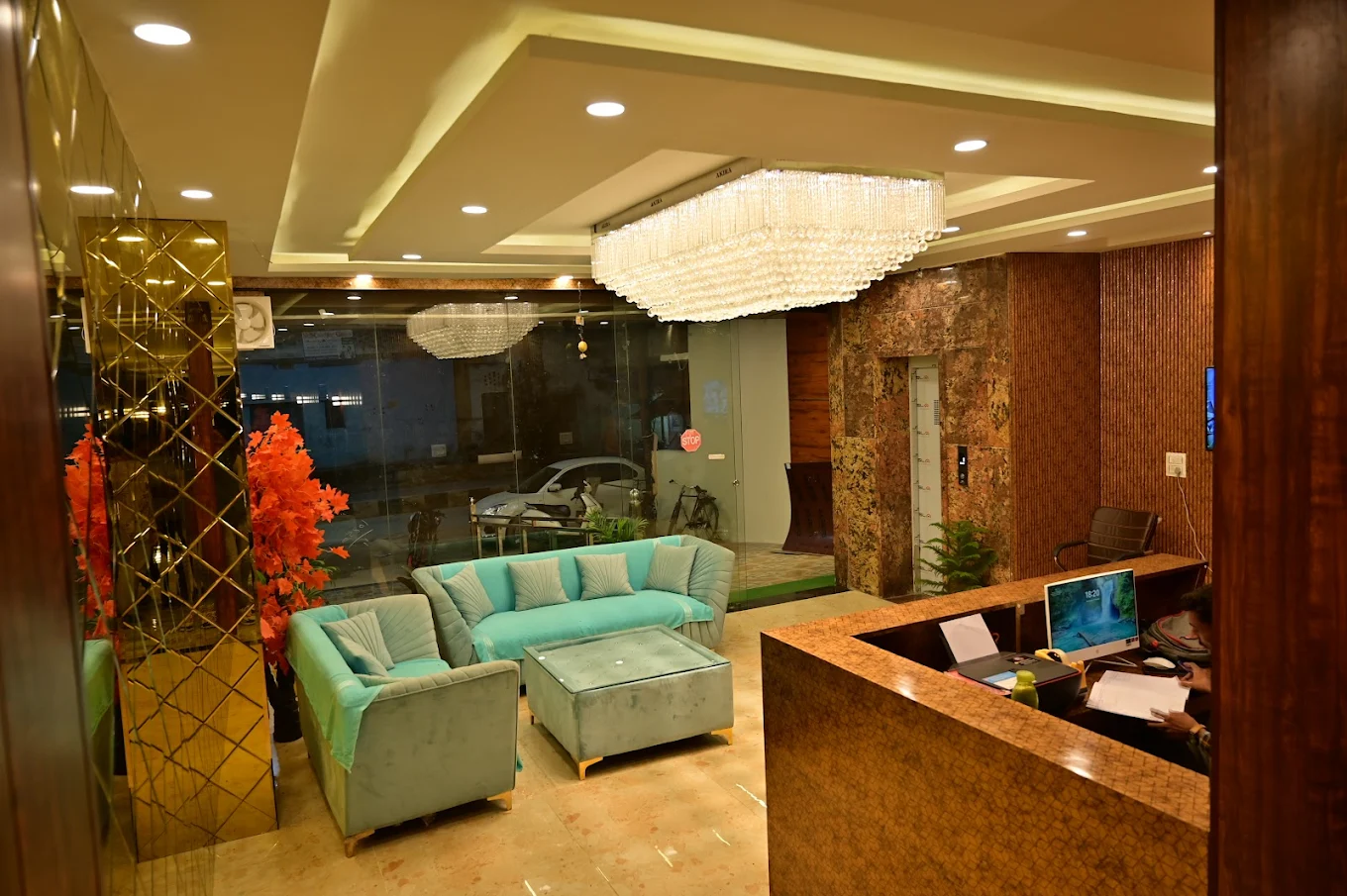 Hotel Raghuveer Reception Counter View - Yatra Service
